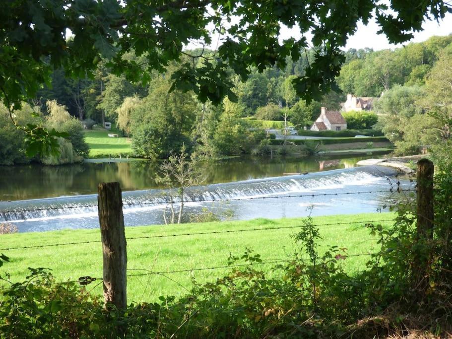 L'Aigrette Moderne, Ensoleille Et Bien Place Thury-Harcourt-le-Hom ภายนอก รูปภาพ